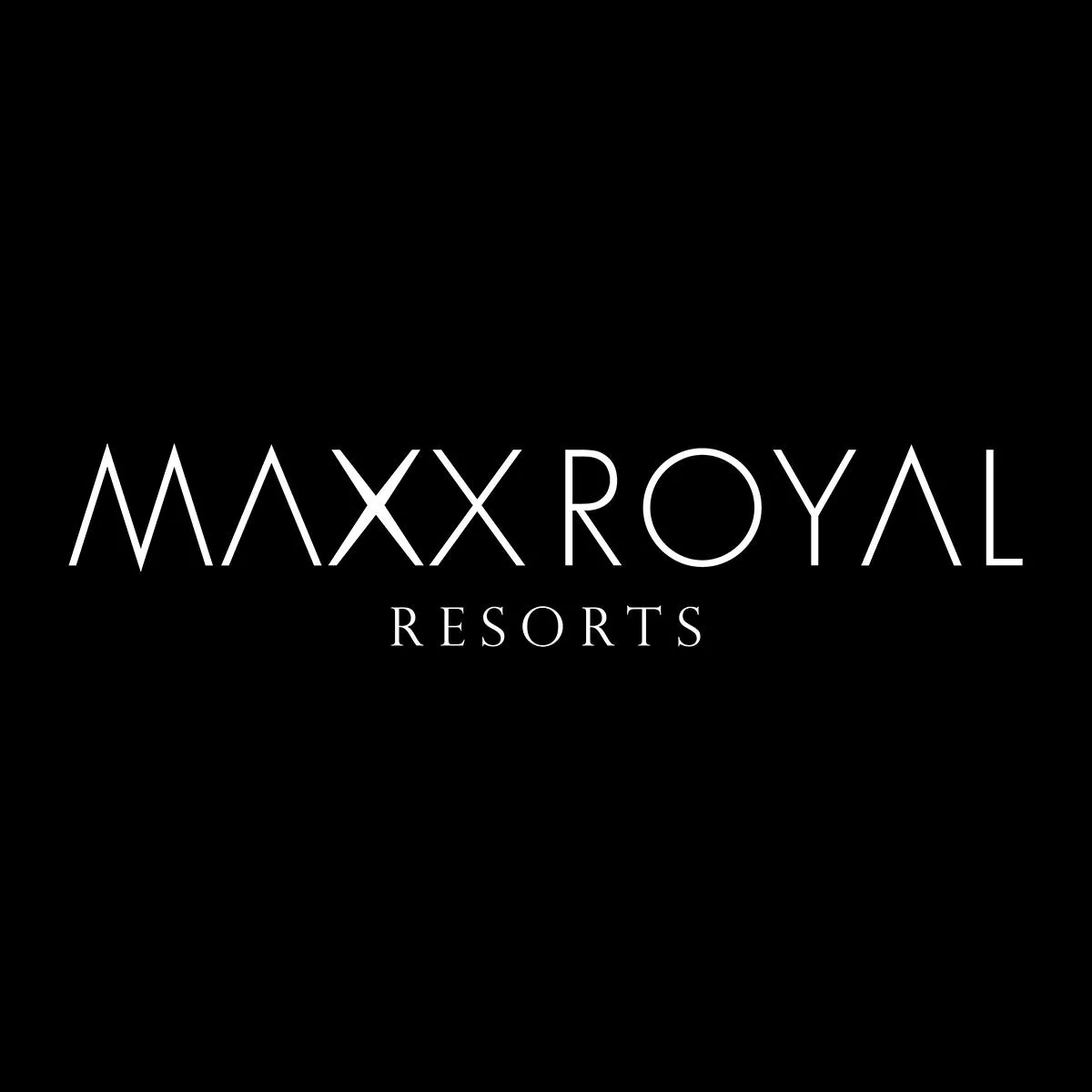 Maxx Royal